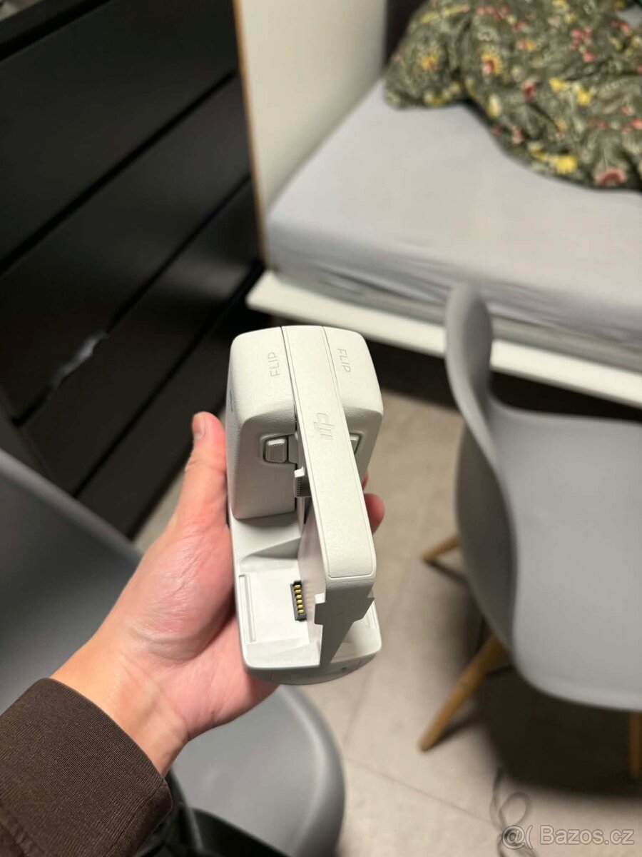 Dji RC-N3 a baterky k Dji Flip - 4