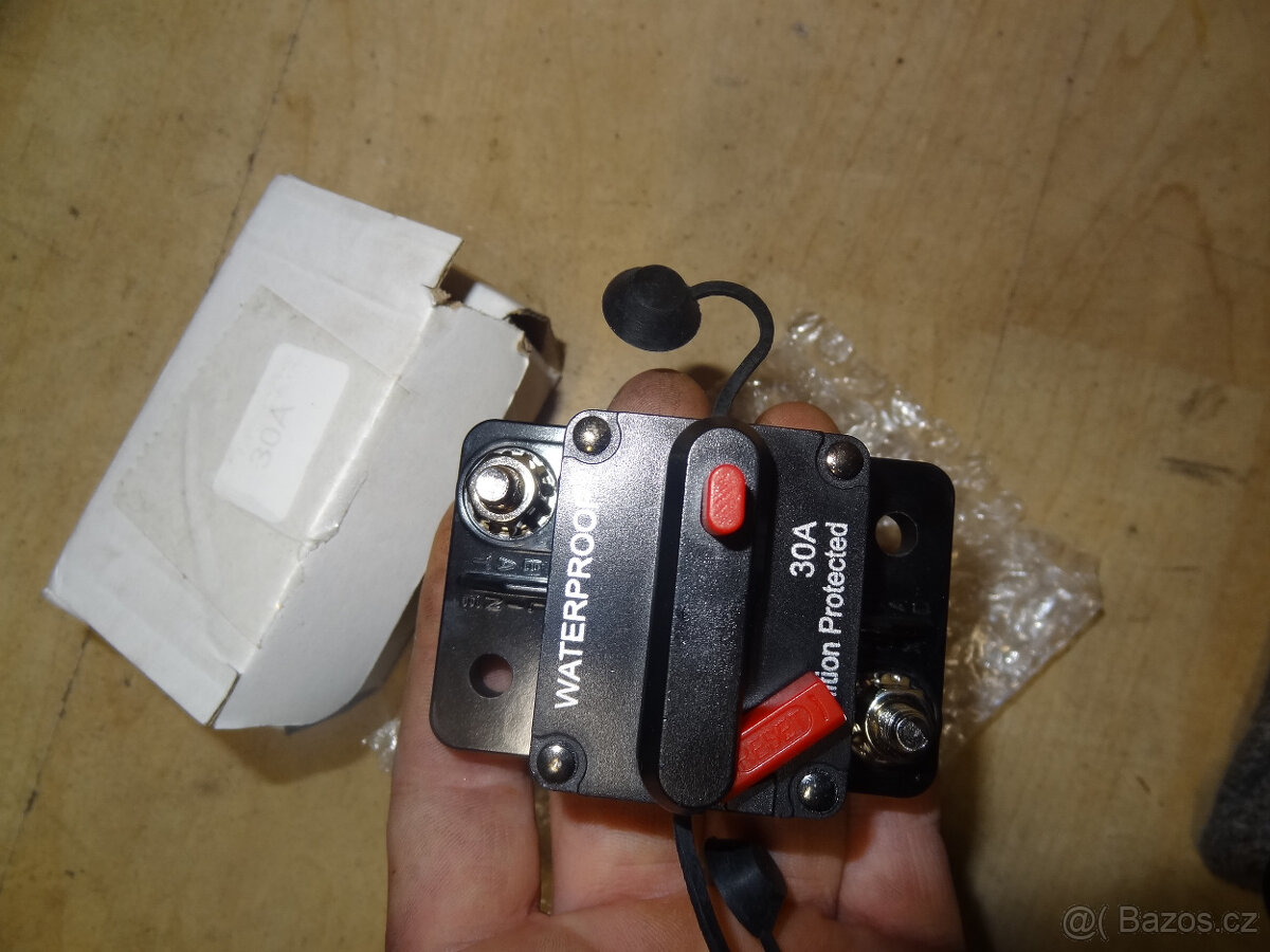 vodeodolny DC JISTIC VYPINAC 30A na lode a do vlhka - 4