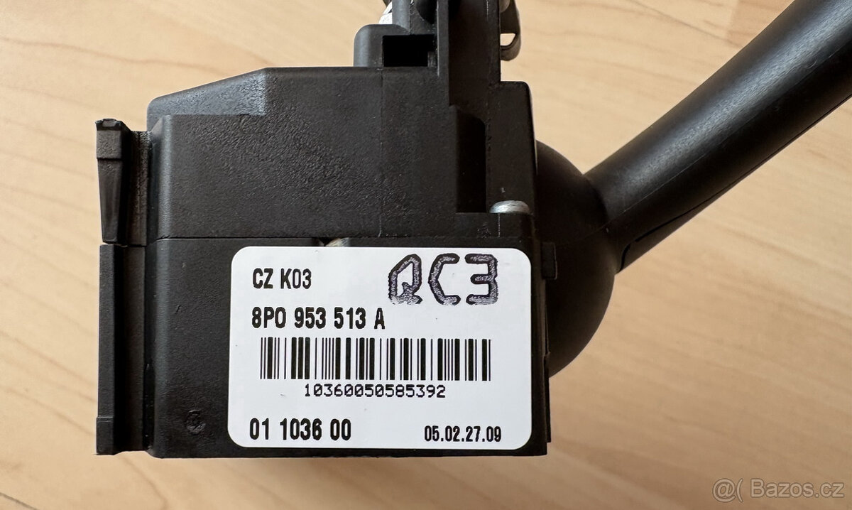 Audi A3, TT přepínač páčka levá 8P0953513A - 4