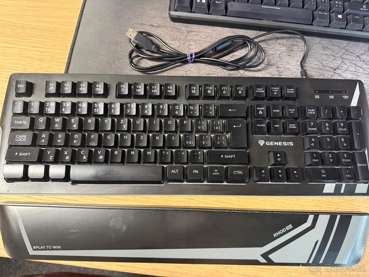 Herní klávesnice a myš - 4