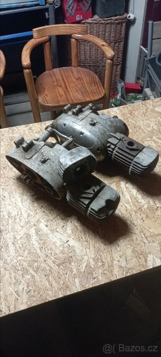 2motor Jawa pionýr - 4