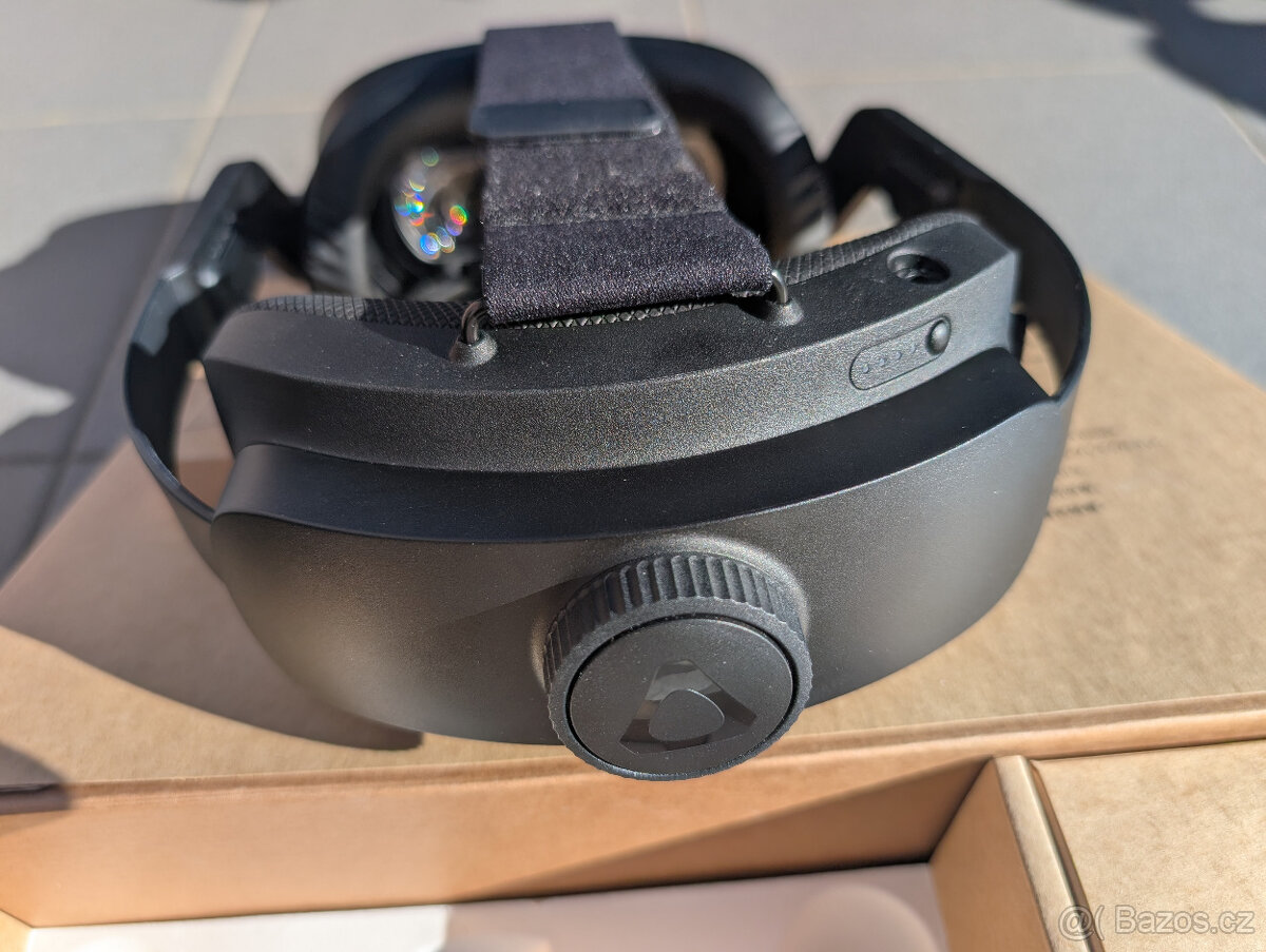3D VR brýle HTC Vive Focus Vision + Streaming kit - 4