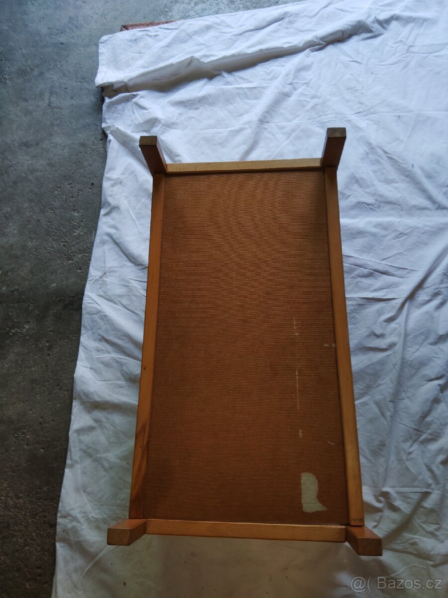 Dřevěná postýlka pro panenky - 4