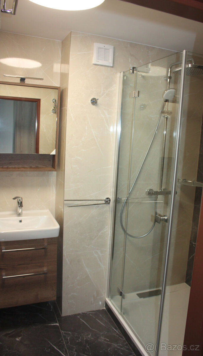 Pronájem1, Čáslav, ul. Pražská, byt po reko 2+1 + 2x sklep - 4