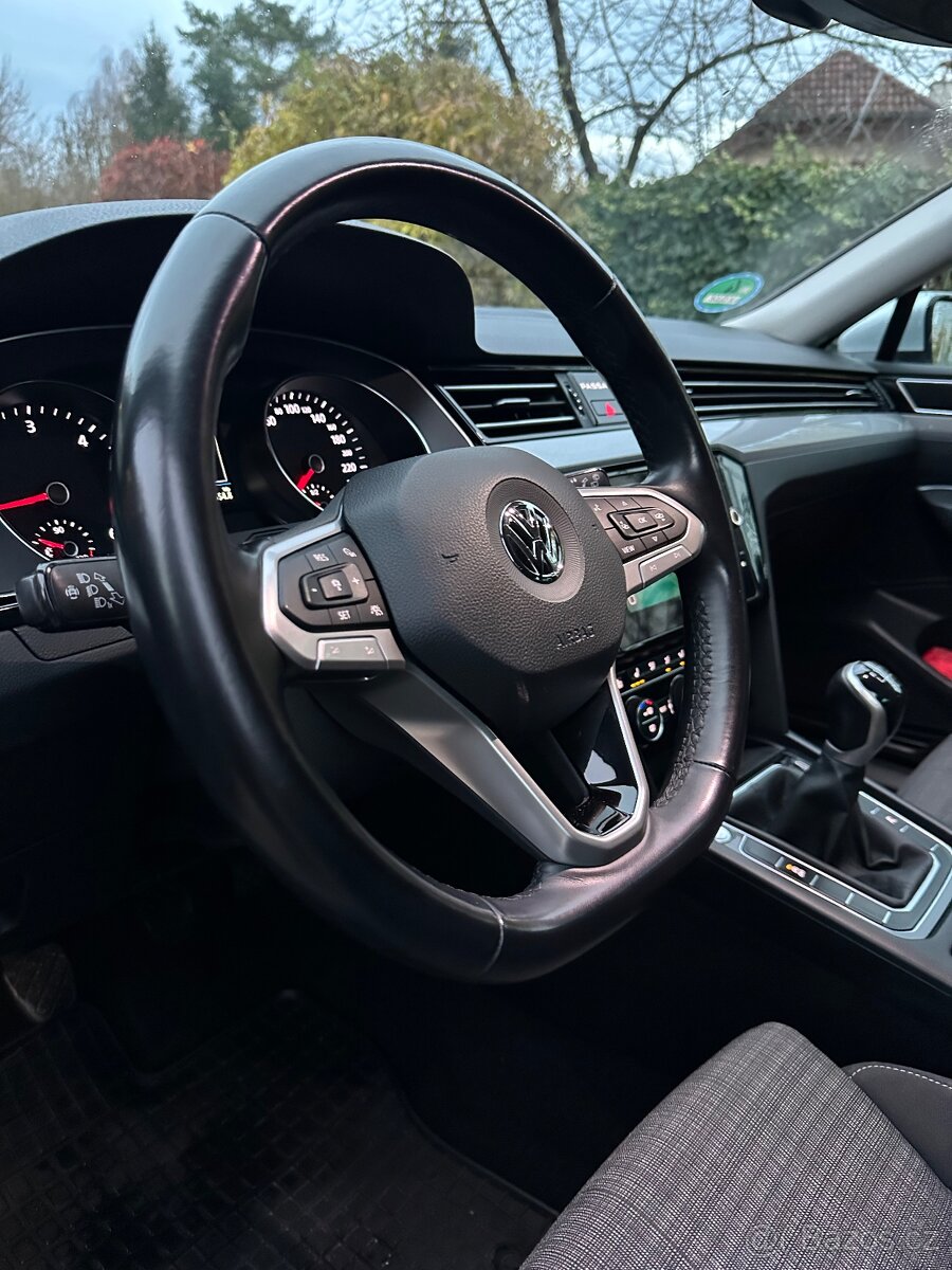 Volkswagen Vw Passat B8.5 Combi 2.0 TDI 110kw New Business - 4