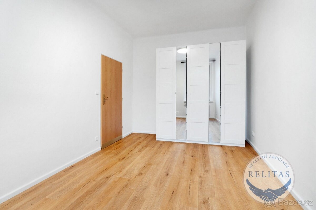 Pronájem bytu 2+kk 45 m² - 4