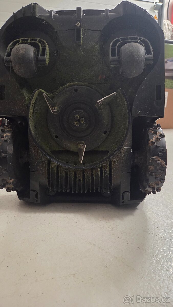 BOSCH Indego S+ 500 – robotická sekačka - 4