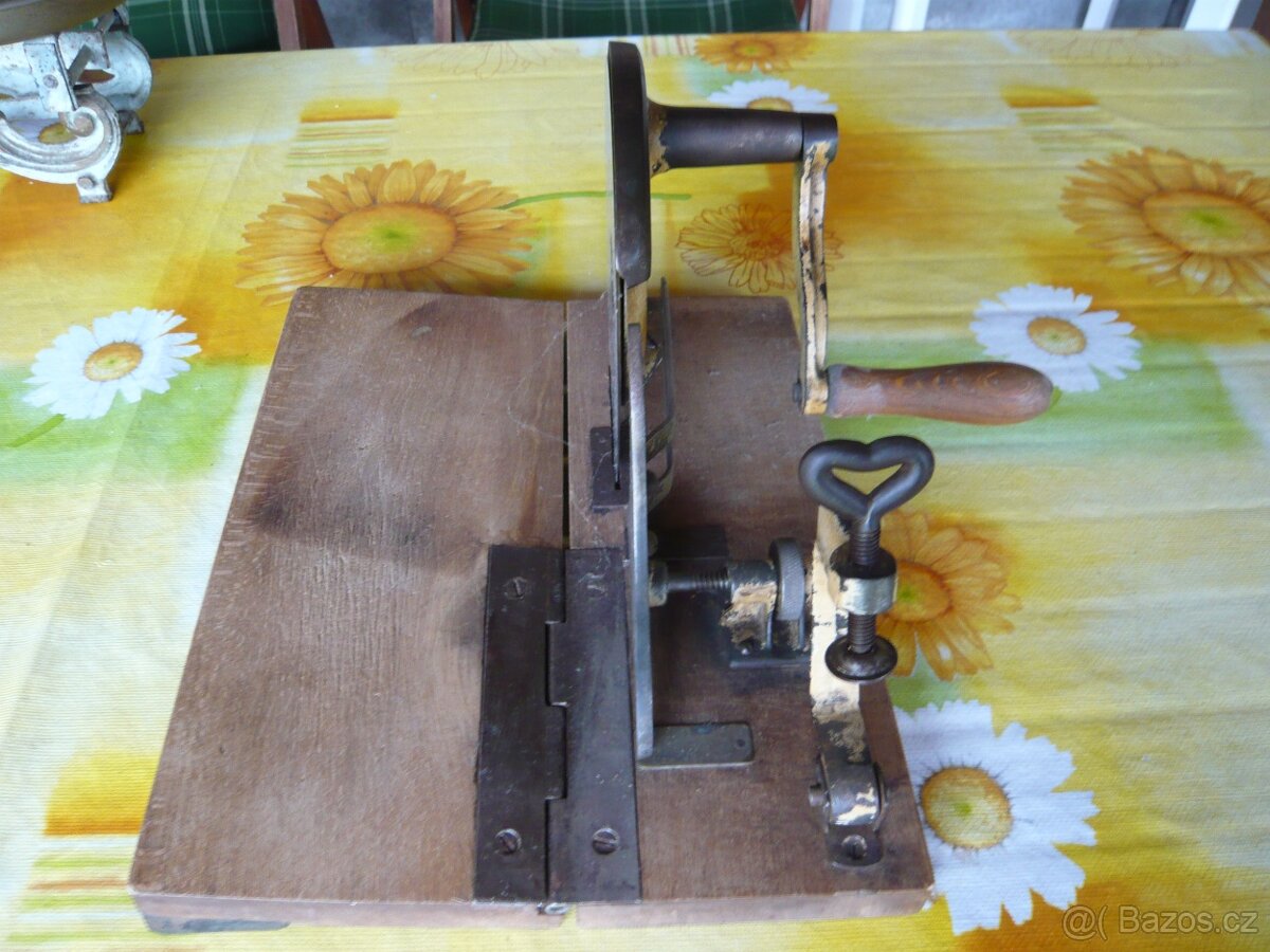 váhy mlýnek kráječ závaží - 4