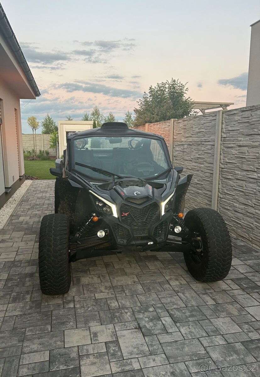 CAN-AM Maverick r. 2023 - 4