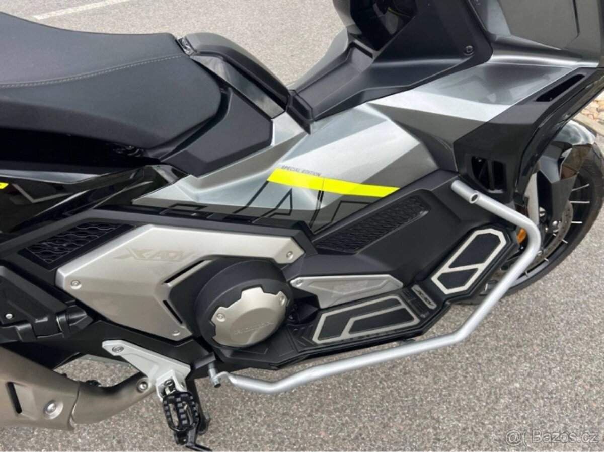 Prodám HONDA X-ADV SPECIAL EDITION - 4