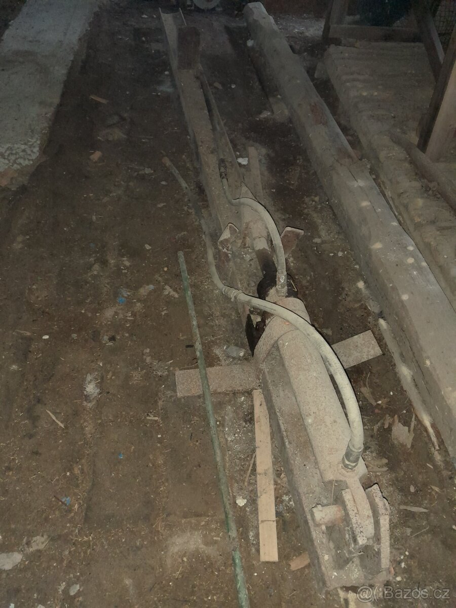 Štípačka na dřevo - 4