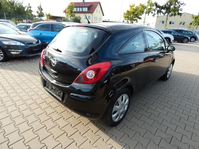 OPEL CORSA D 1.2i 16v Edition 2008 - 4