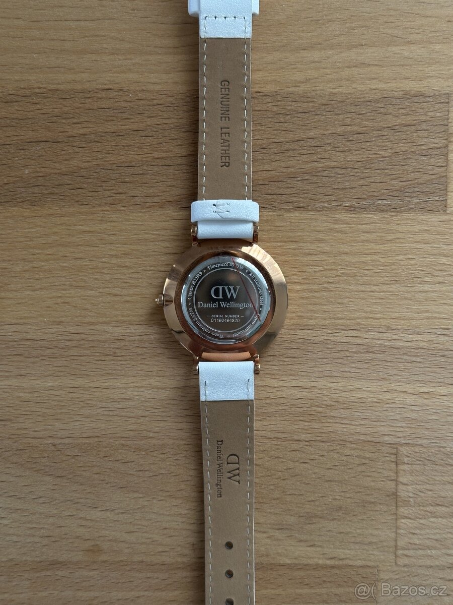 Dámské hodinky Daniel Wellington - 4