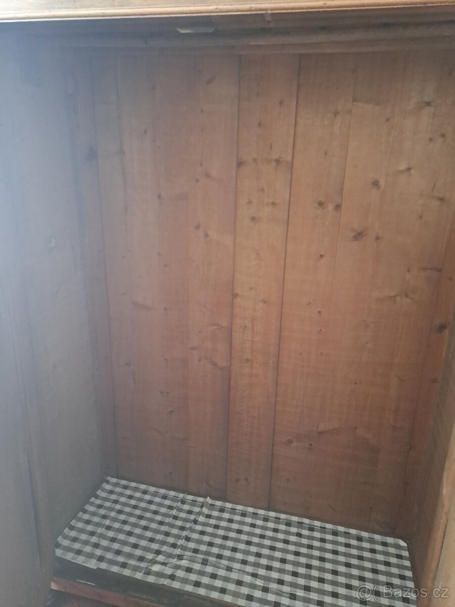 Skříně - 4