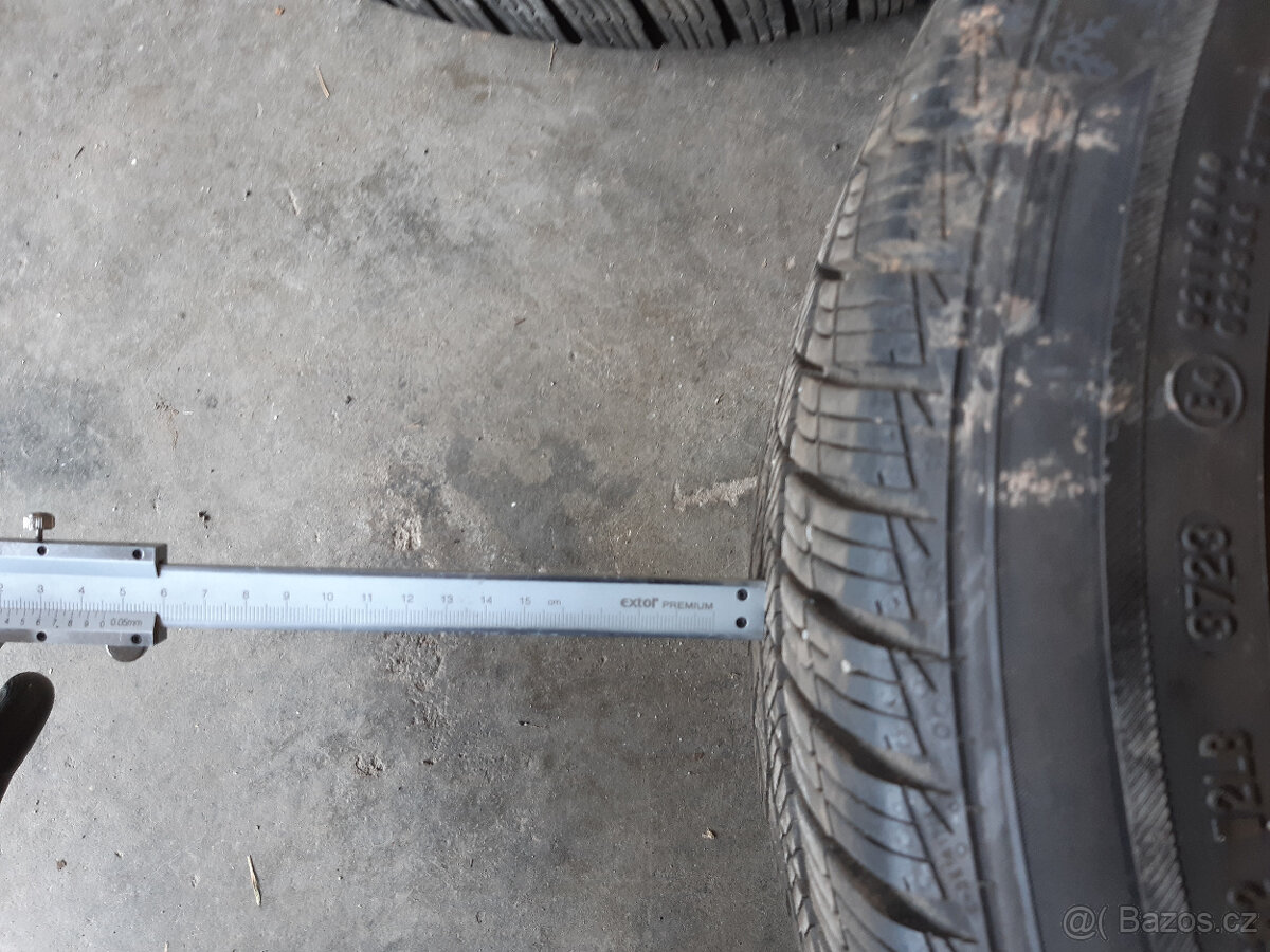 Barum Polaris 5 225/45 R19 V XL - 4