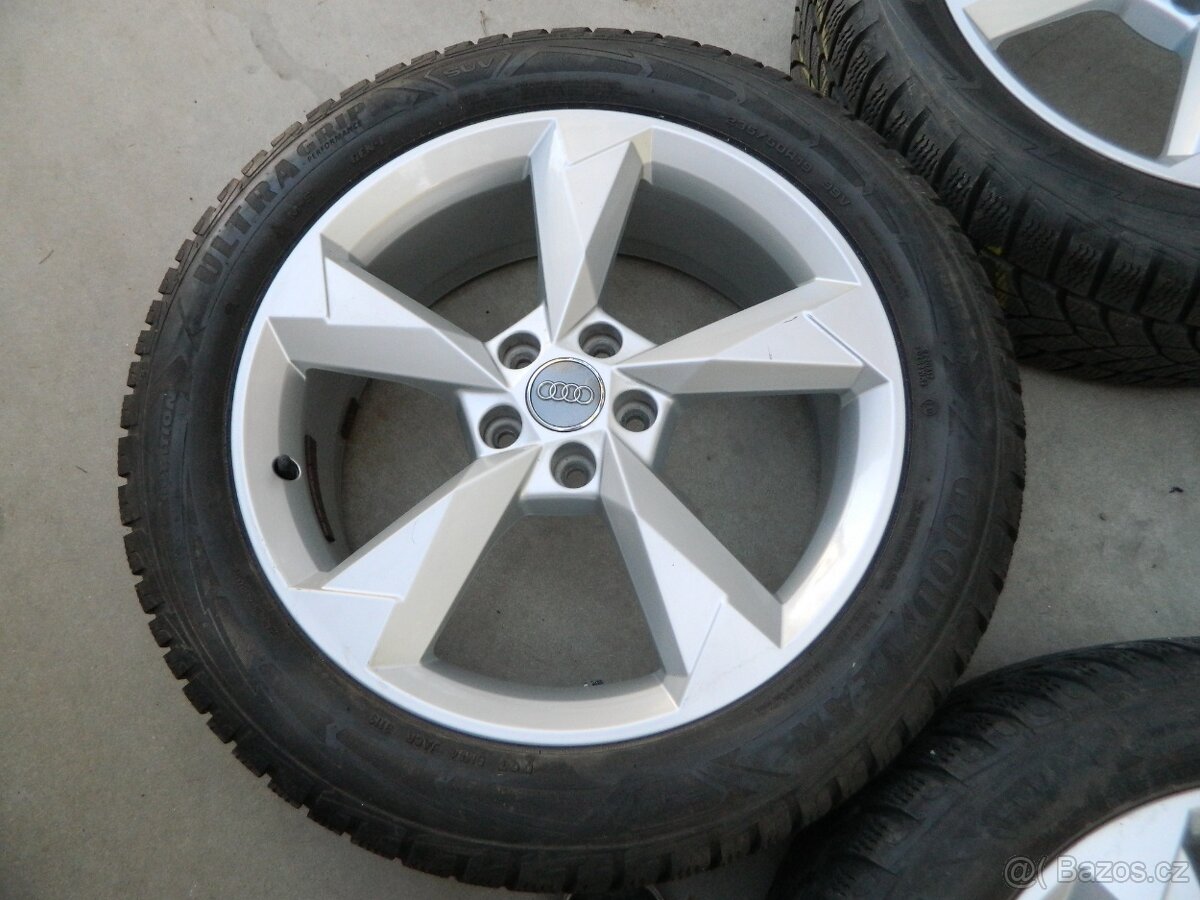 kola Audi R19 Q3 - 4