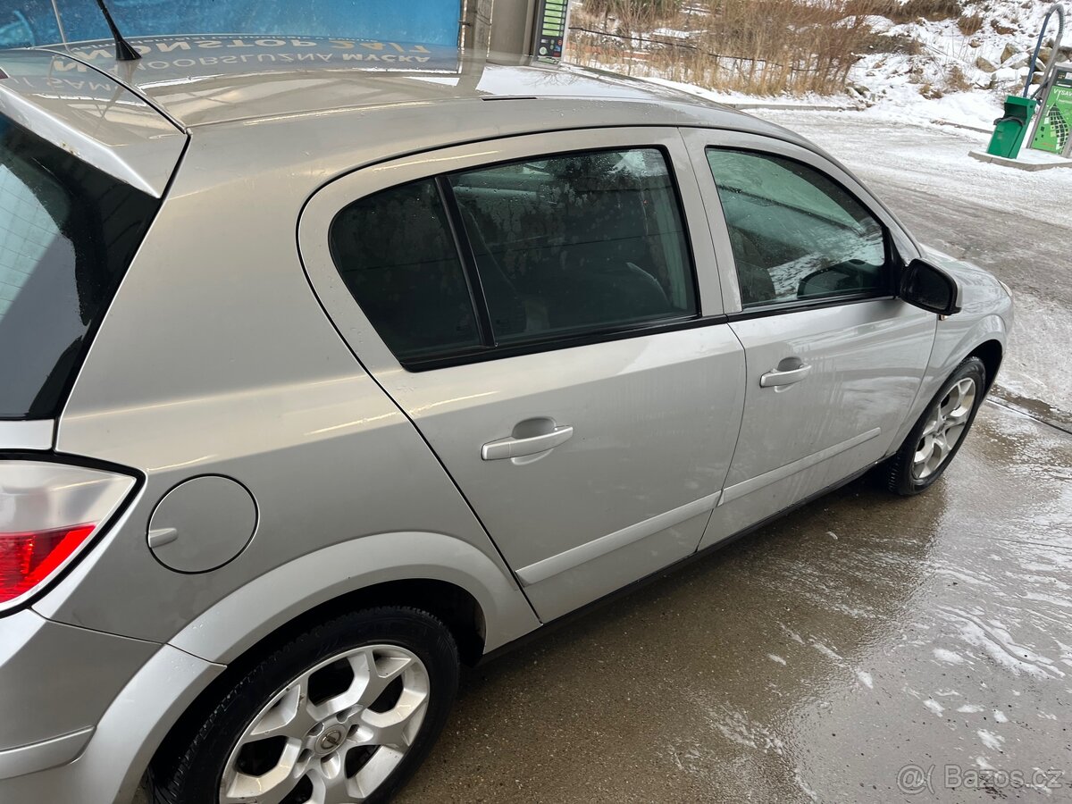 Opel Astra 1.7 cdti - 4