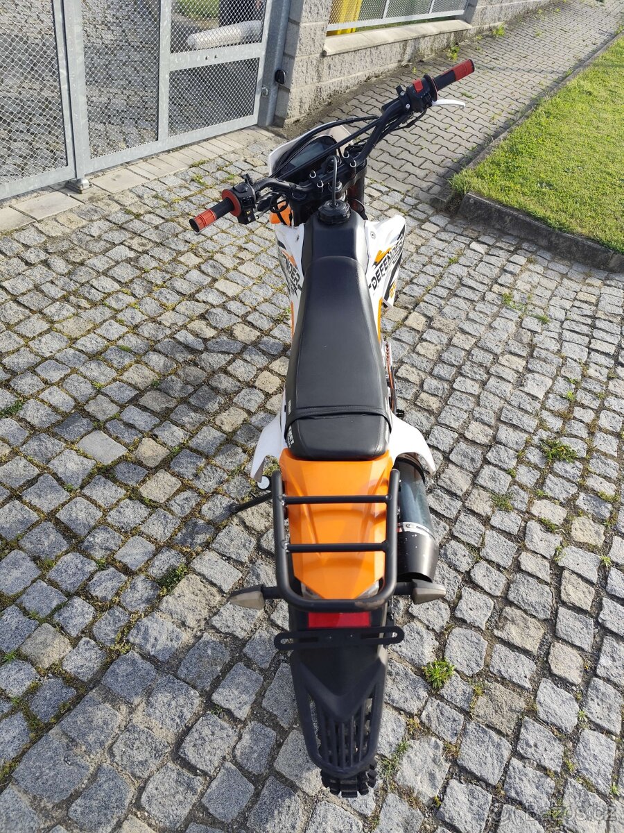 MiniRocket Mikilon Defender 250RR kola 21/18 oranžová