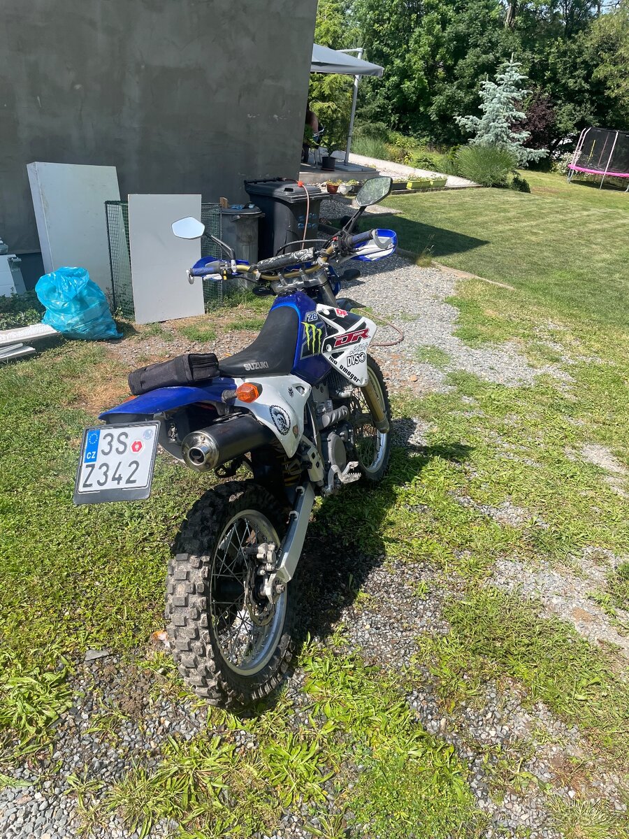 Suzuki dr 400 z