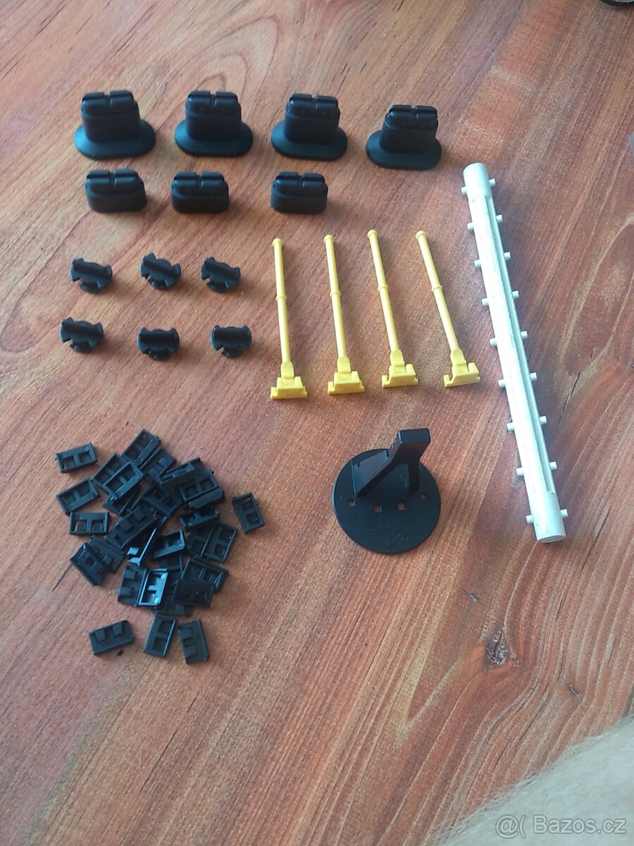 Prodám nekompletní autodráhu na díly. - 4