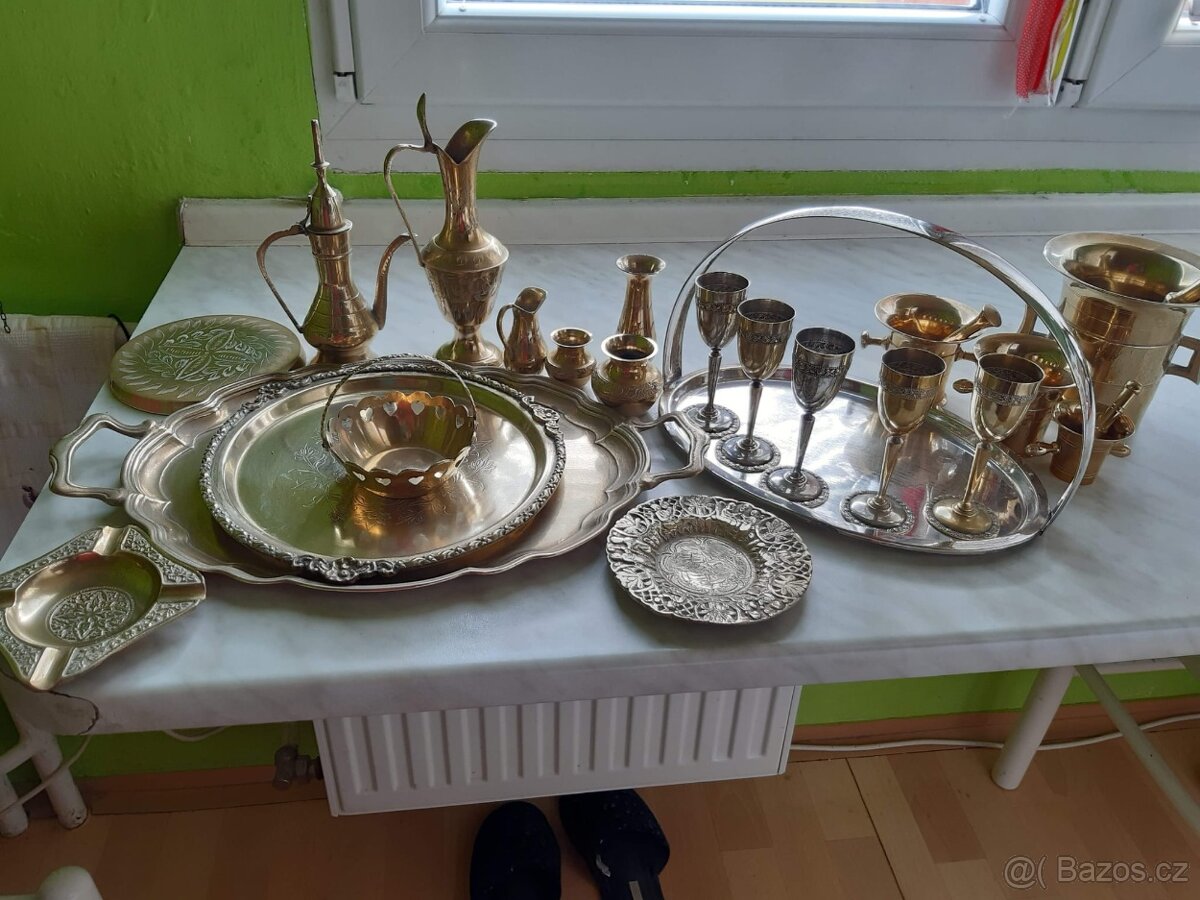 Mosazné svícny a nádobí - 4