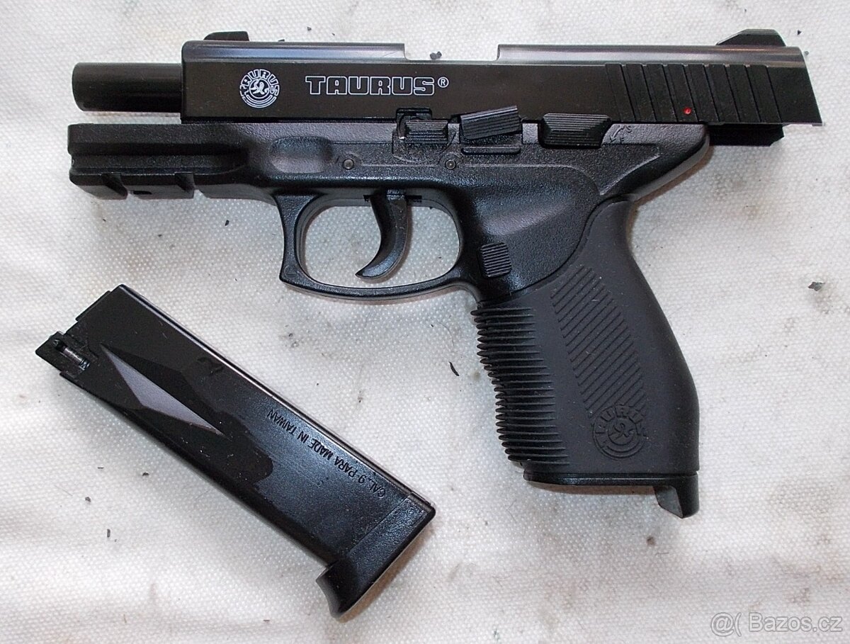 Airsoftová pistole KWC, Taurus. - 4