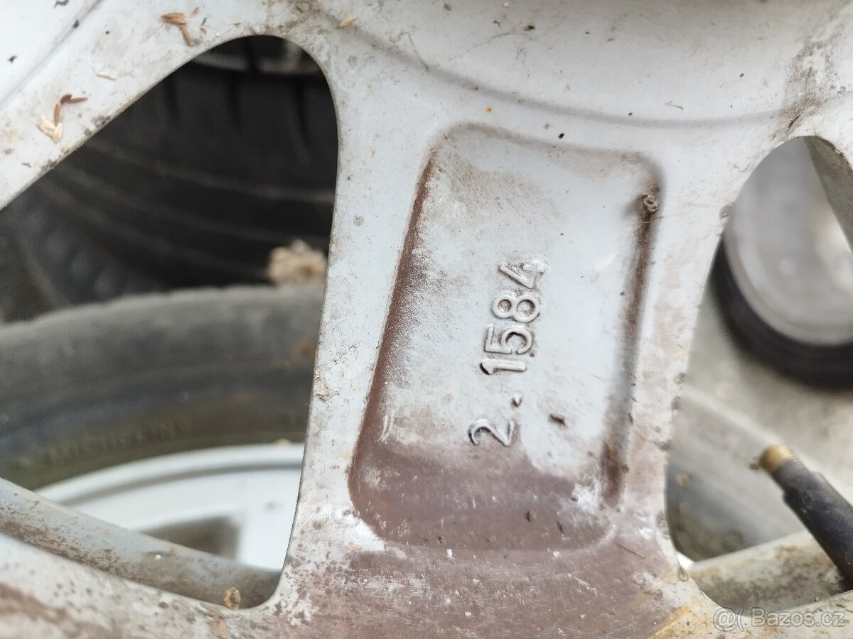 NISSAN ELEKTRONY 16x 7J - 4