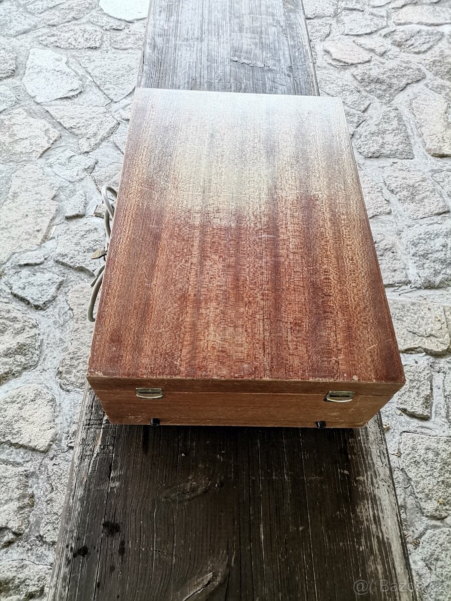 Magnetofon Tesla B117 - 4