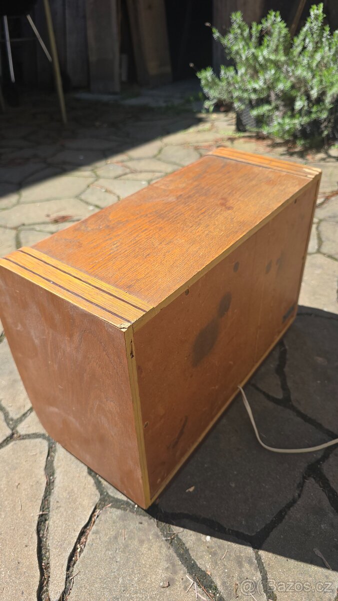 Retro TESLA 1968 rádio po drátě - 4