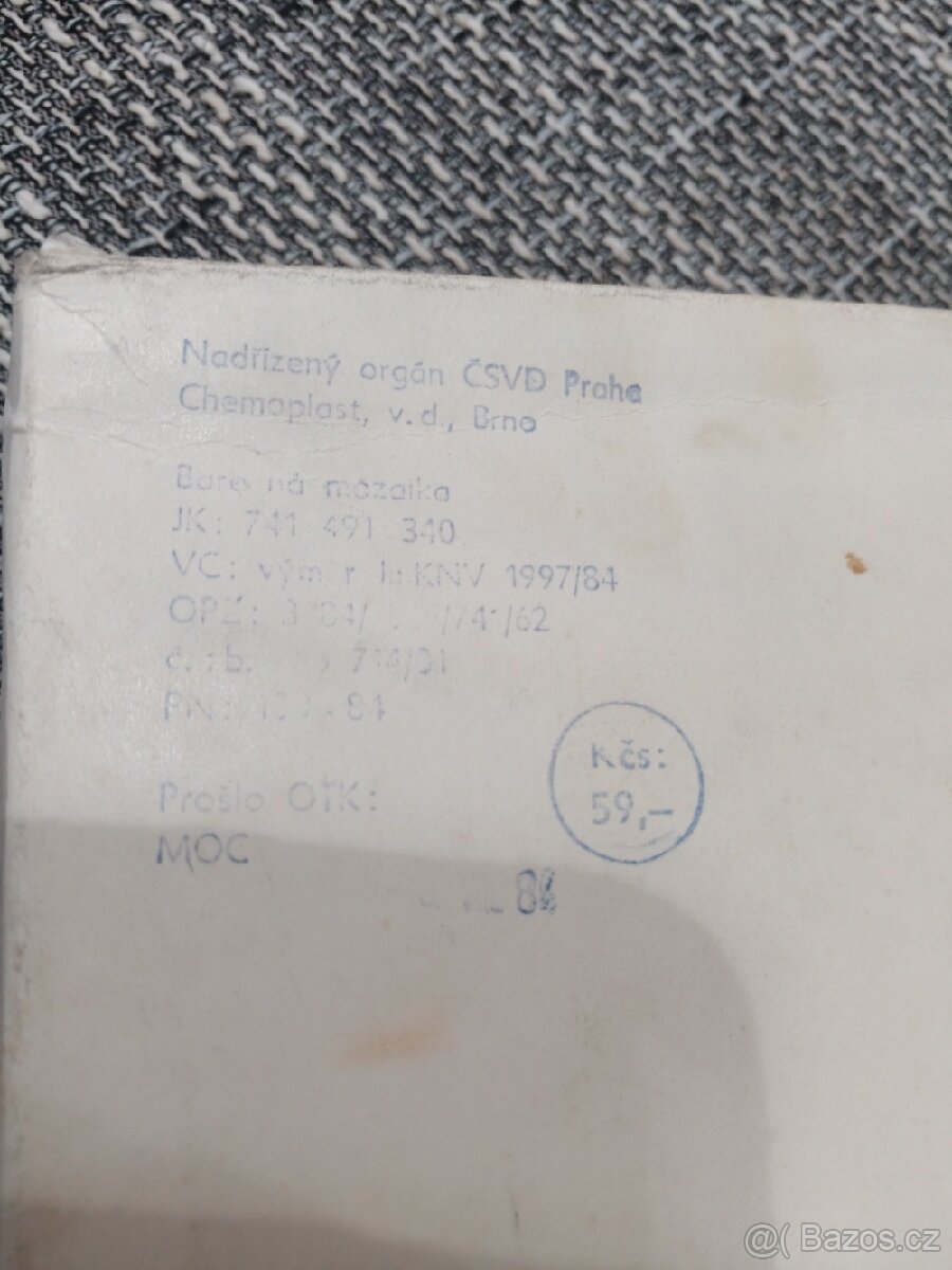 Barevná mozaika, chemoplast Brno - 4