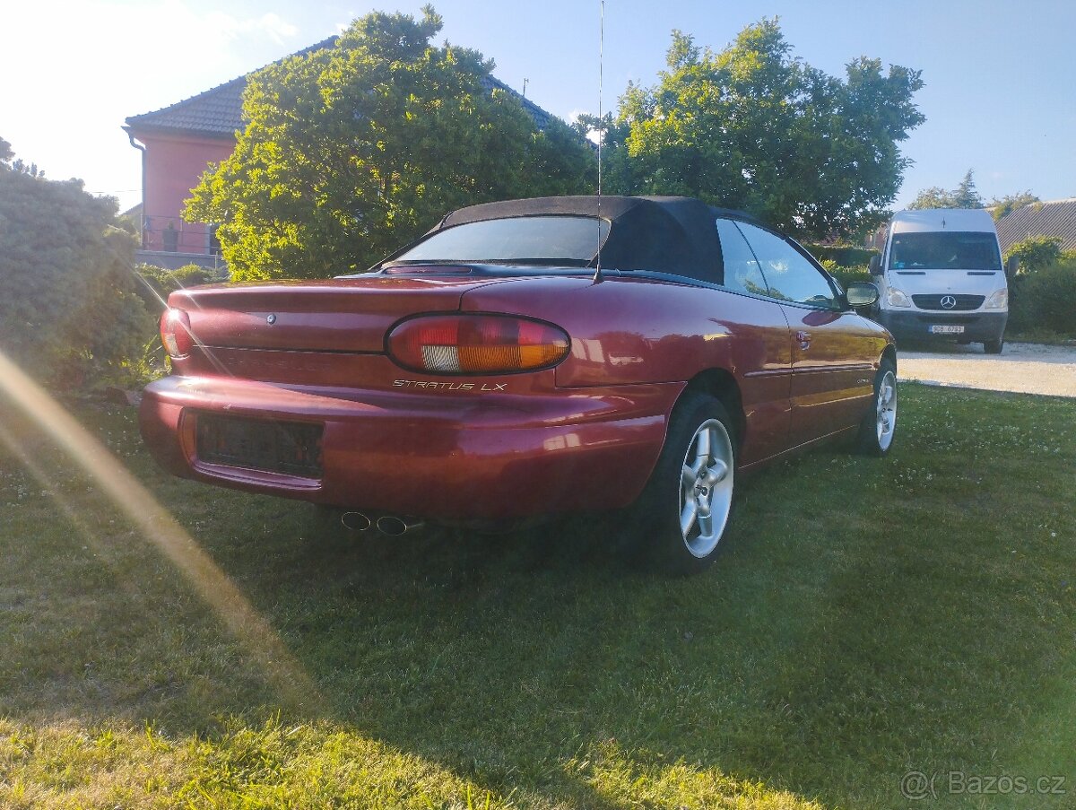 Chrysler stratus Cabrio - 4