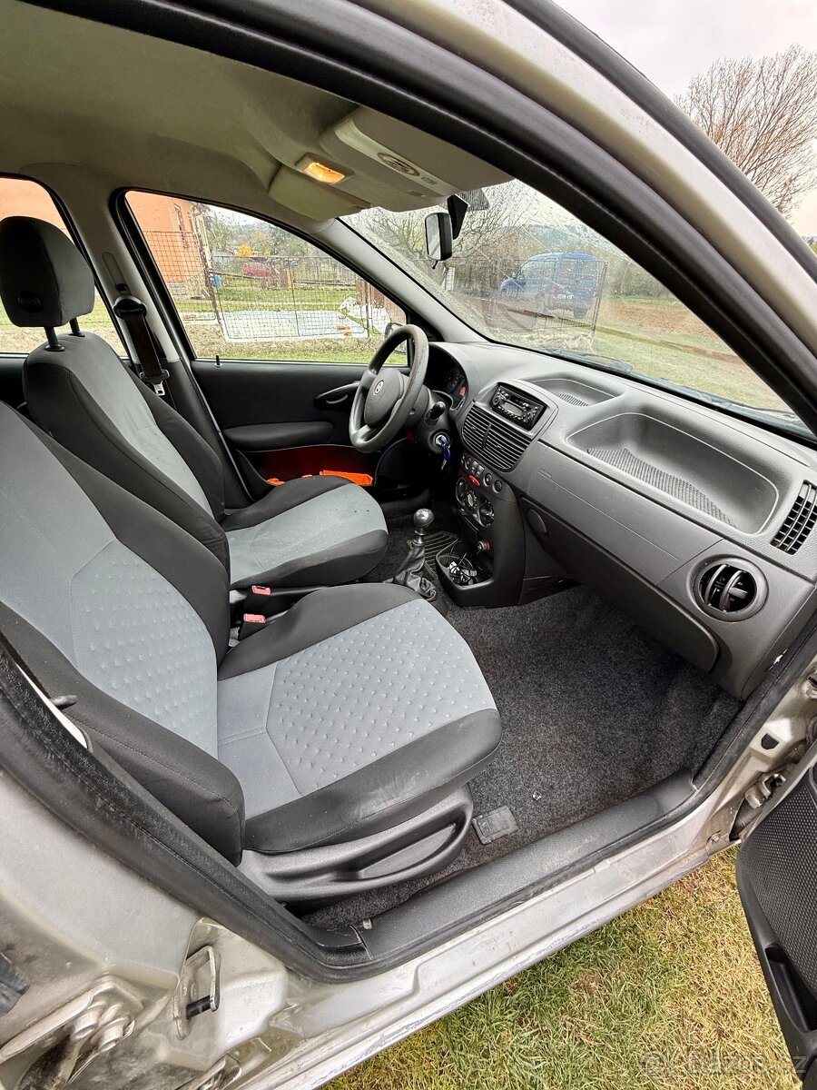Fiat Punto 1.2 / 44kW - 4