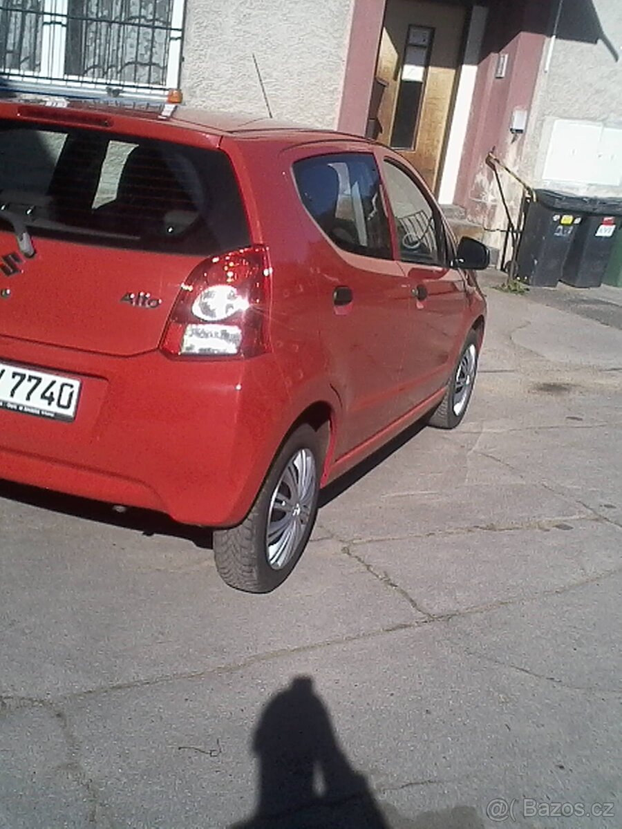 suzuki alto 1.0,50kw,r.v.2010,145000km. - 4