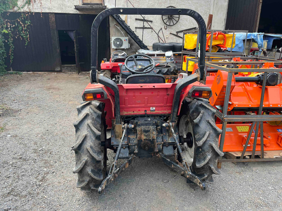 Mitsubishi MT 226 D , 4x4 - 4