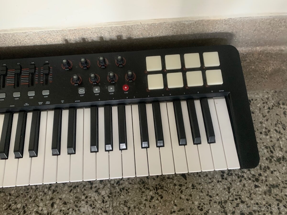 Funkční MIDI klávesy OXYGEN 49 - 4