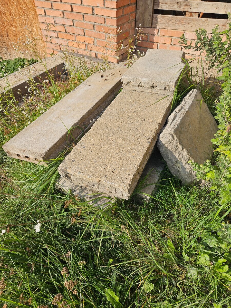 Kameny a beton do základů - 4