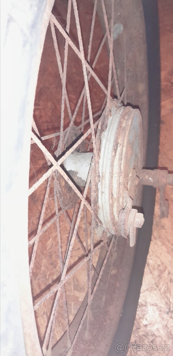 ČZ 175 předválečná přední kolo - 4