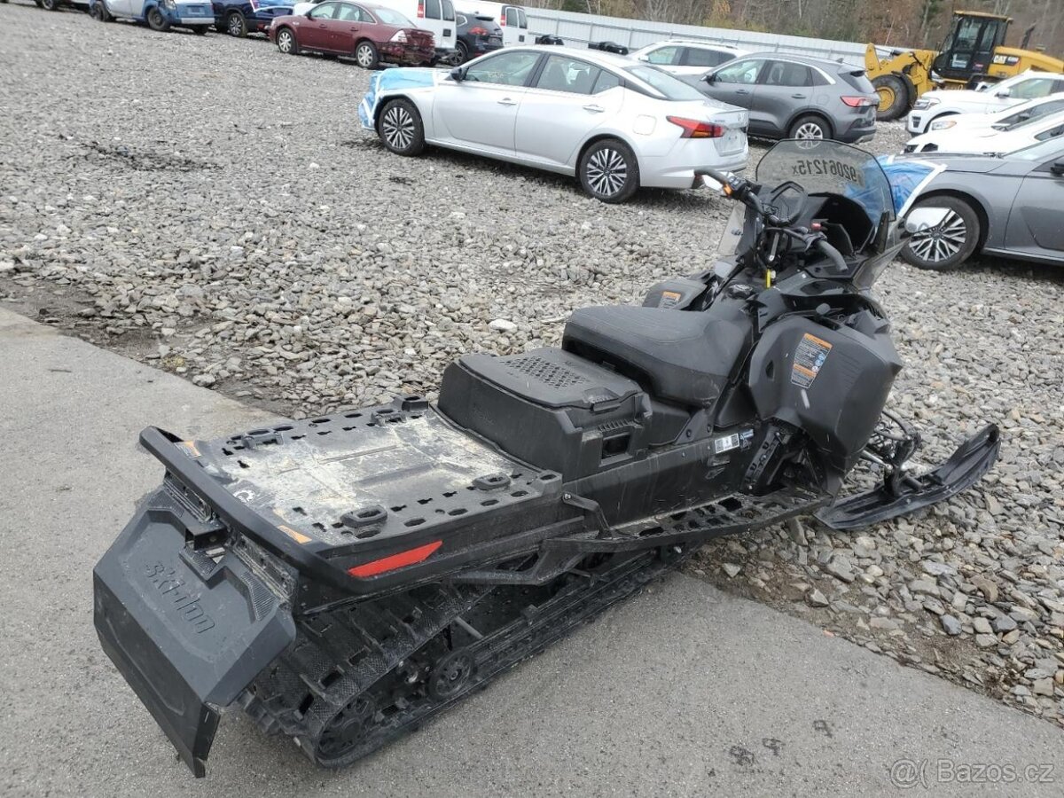 Skidoo Expedition Extreme 2025