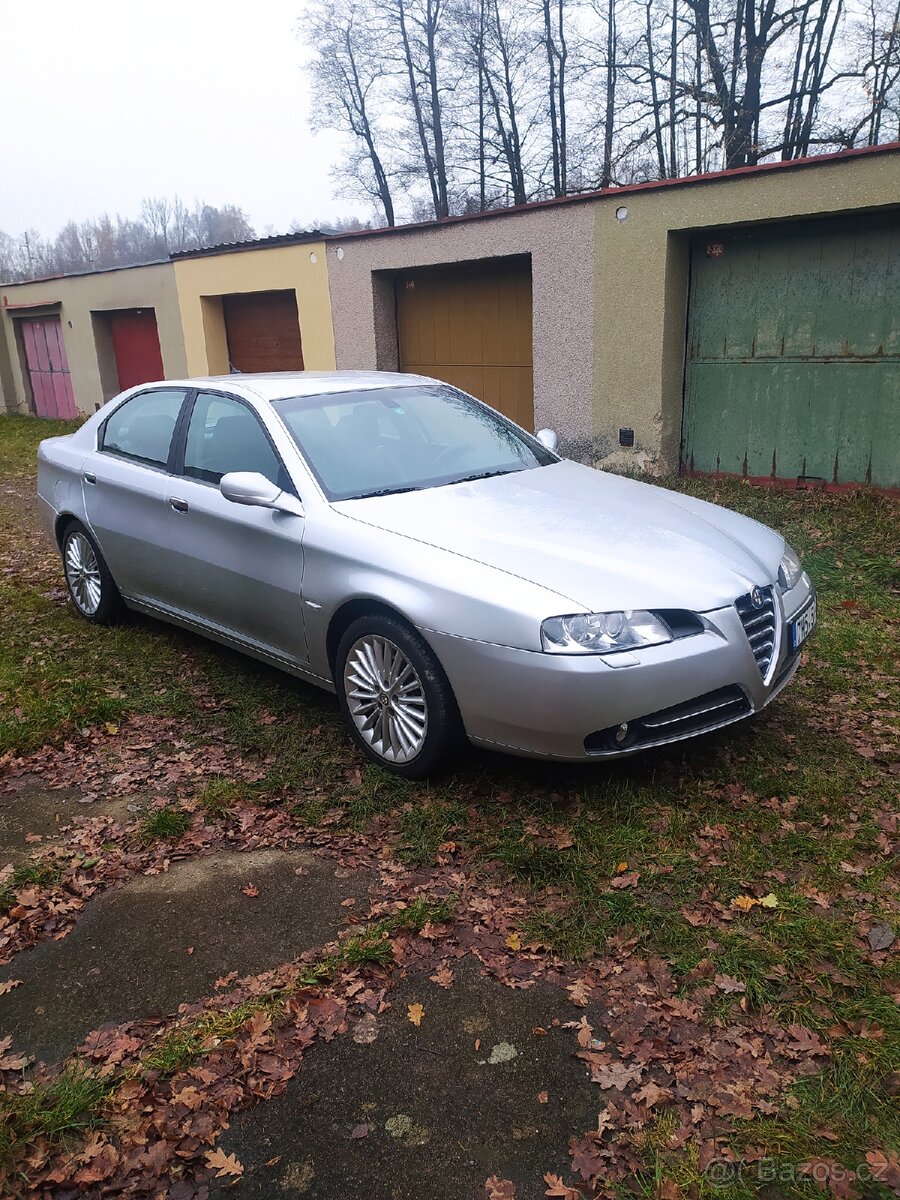 Prodám Alfa Romeo 166 V 24 3,2 Buso - 4