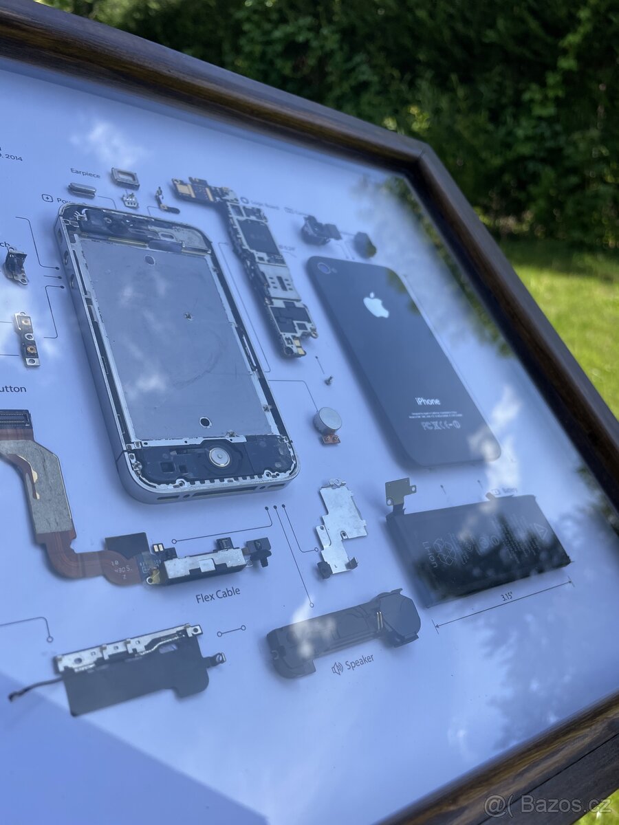 iPhone 4S - nastenny obraz - 4