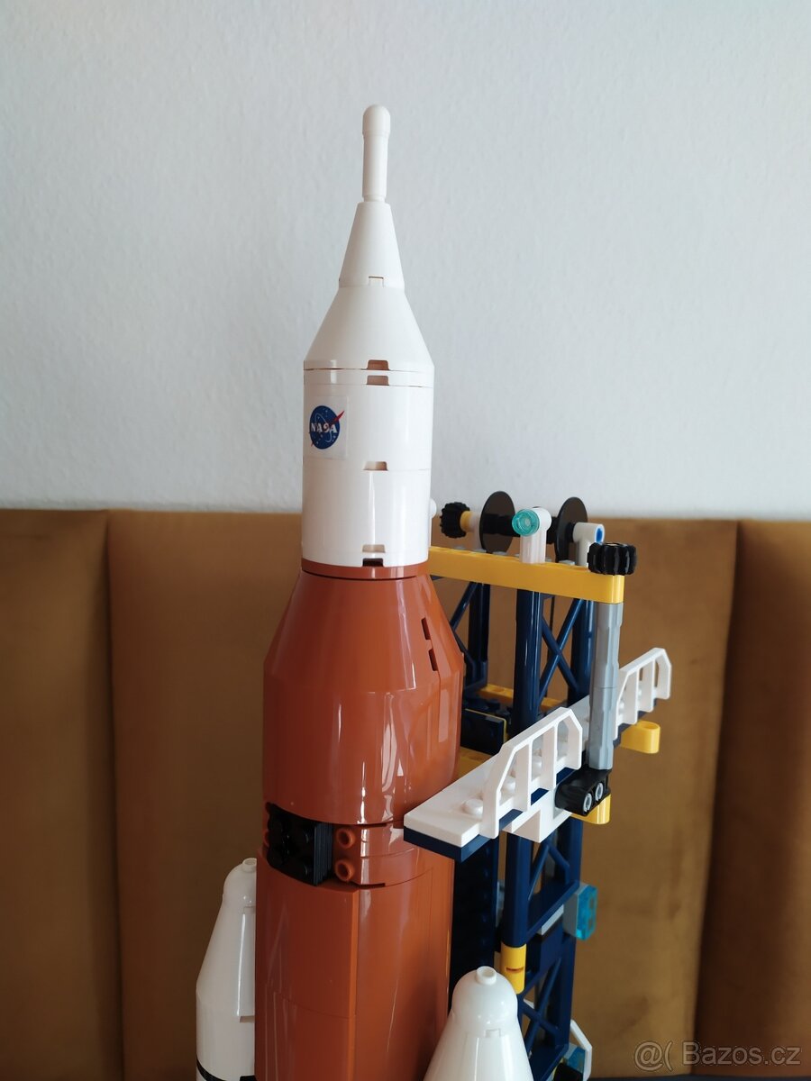 LEGO 60351 - Kosmodrom - 4