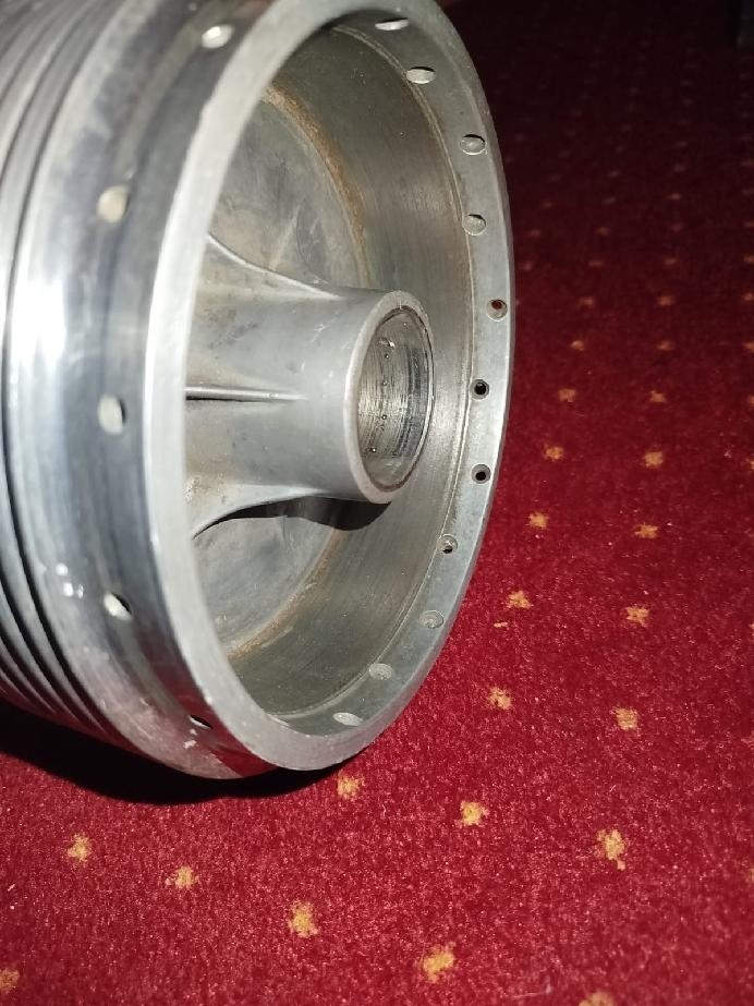 Bubny Jawa 250, 350 - 4