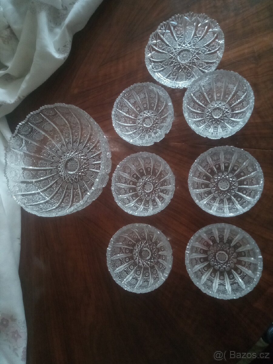 Nádherná broušená 10ti dílná sada - 4