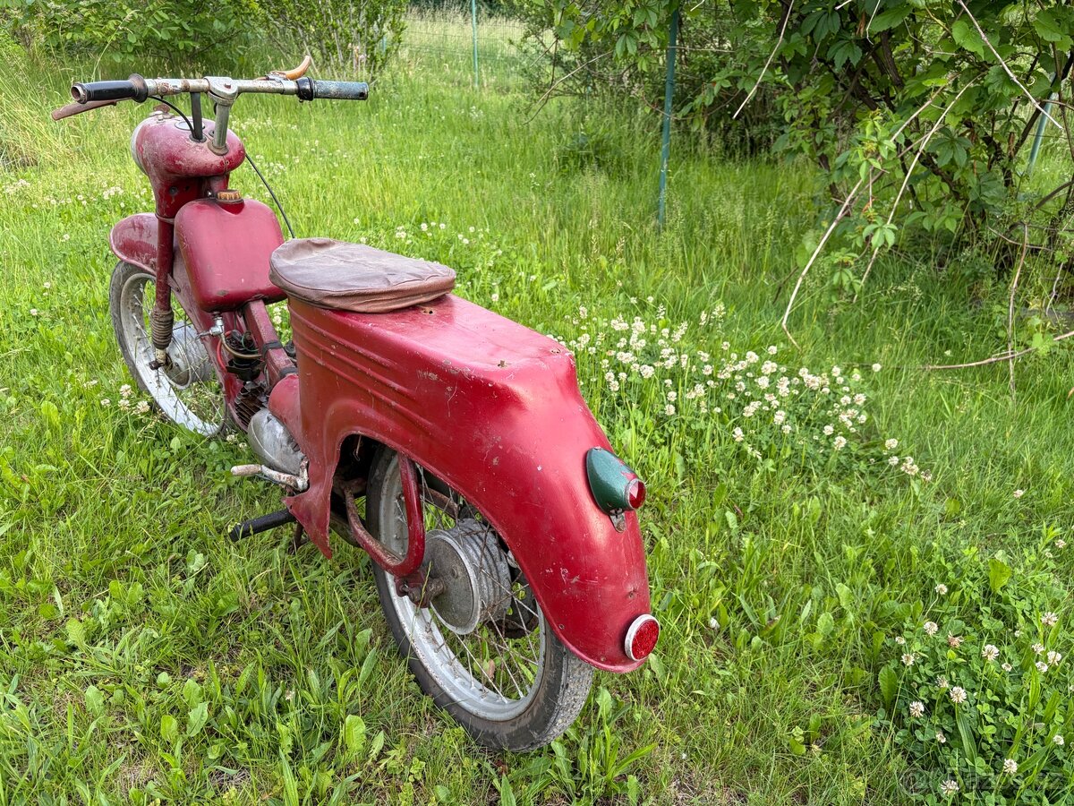Jawa 50 555 pionýr Platí do smazání. - 4