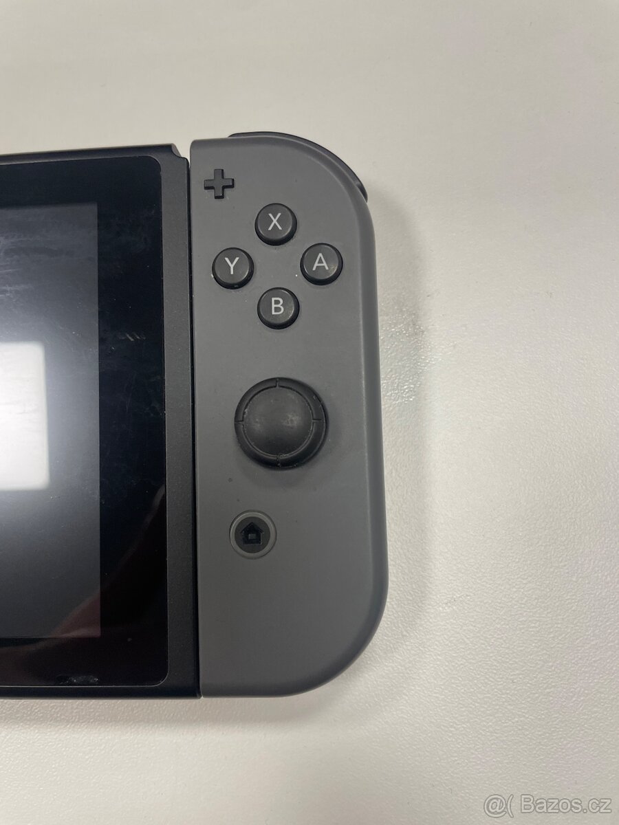Nintendo Switch kompletní balení - 4