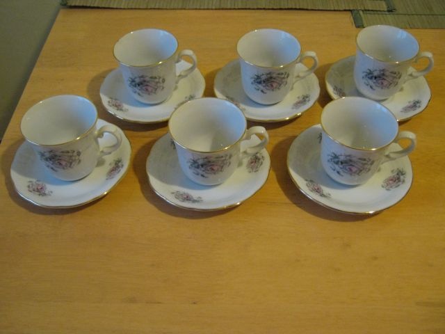 --- PORCELÁNOVÝ SERVIS NA KÁVU zn. THUN --- - 4