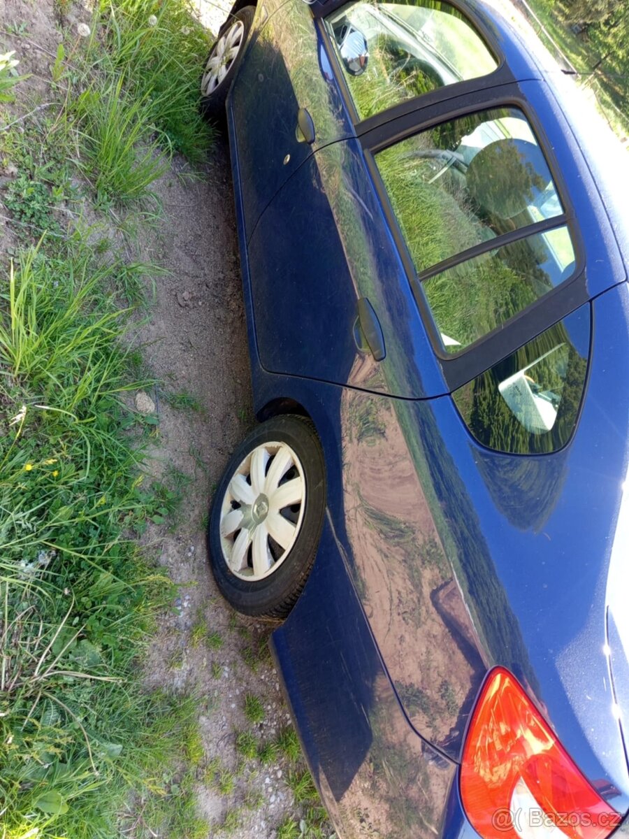 Prodám Renault thalia - 4