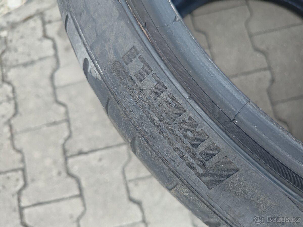 Prodám pneu 235/35 R19 Pirelli - 4