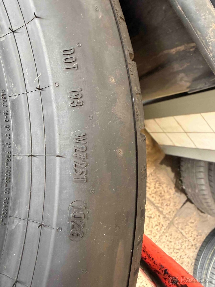 Pirelli P Zero , letní dot 25 , 245/45/19 - 4