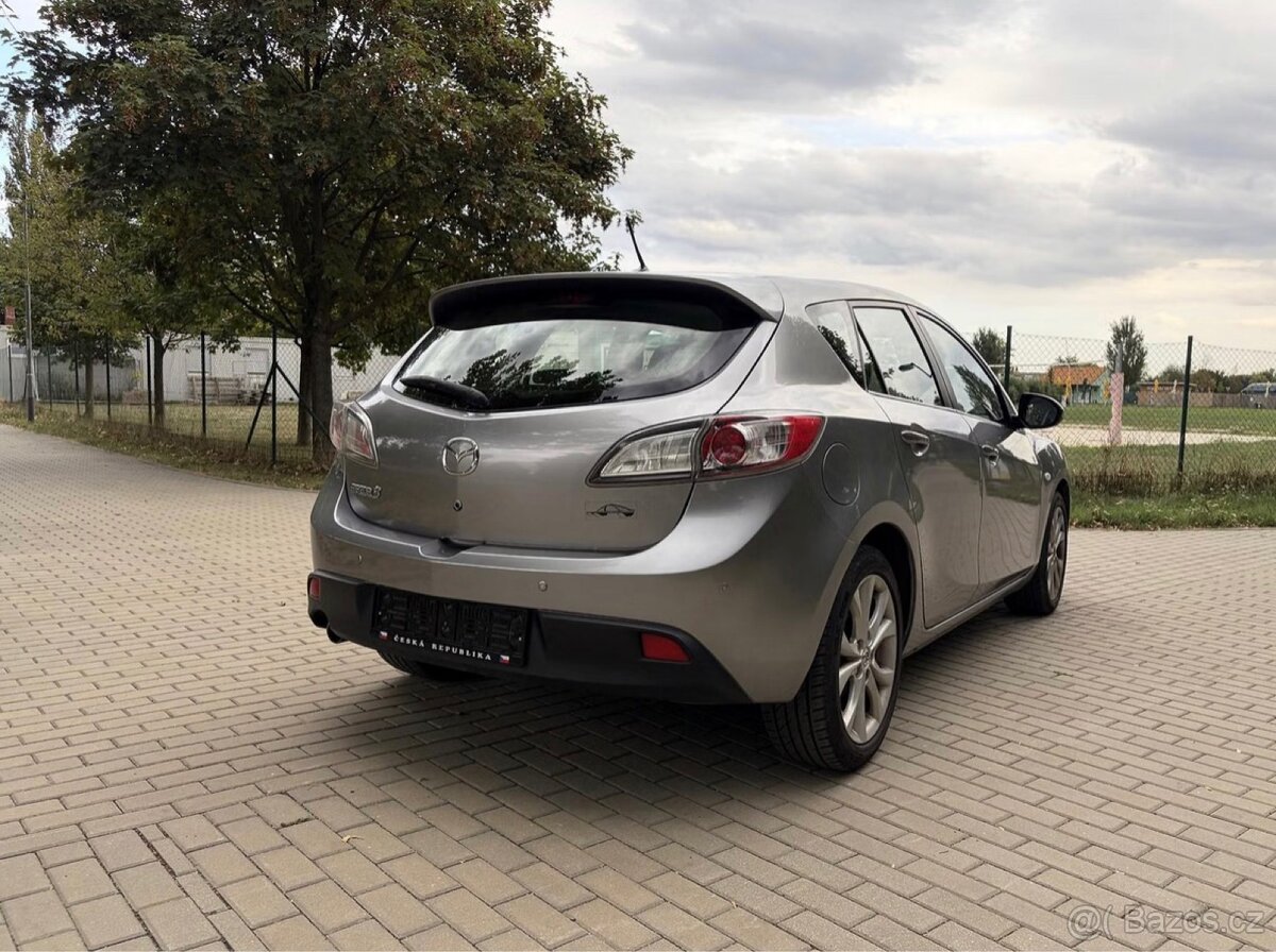 MAZDA 3 2.0 111 KW EXCLUSIVE-LINE - BENZÍN - 4